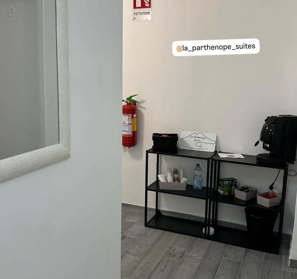 La Parthenope Suites Portici Guest house